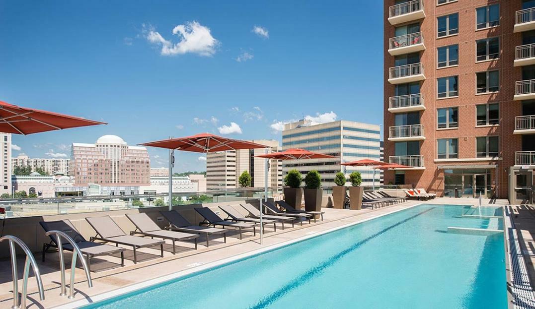 National At Pentagon Apartment Arlington Exterior photo