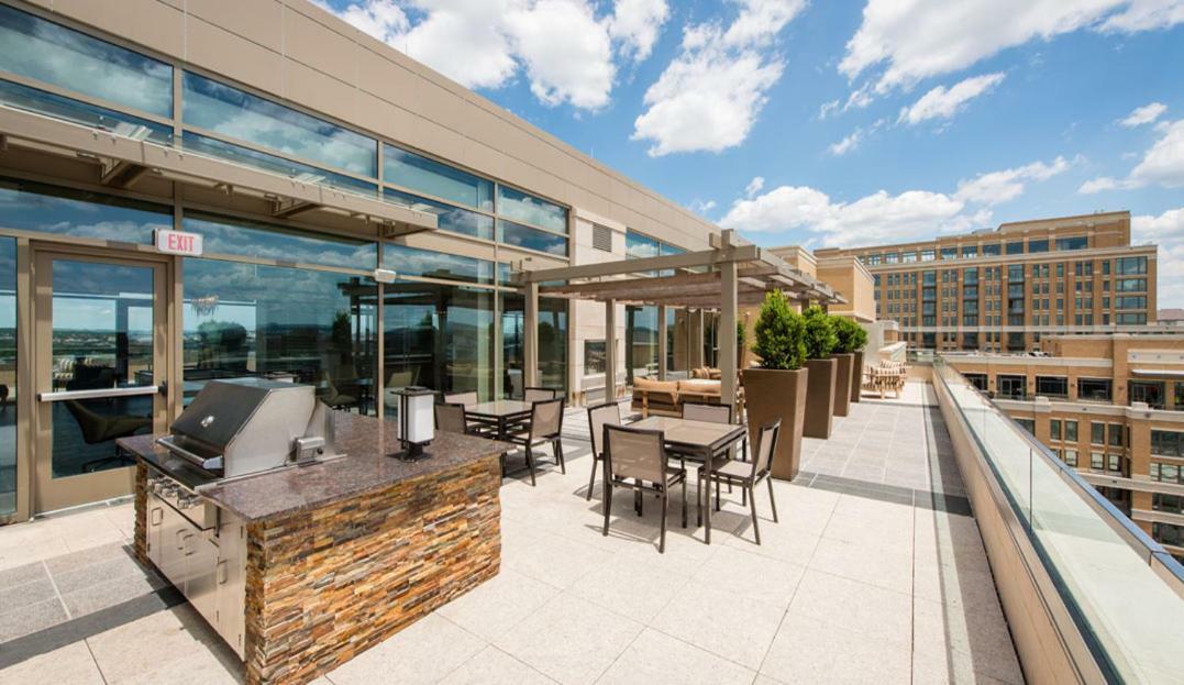 National At Pentagon Apartment Arlington Exterior photo